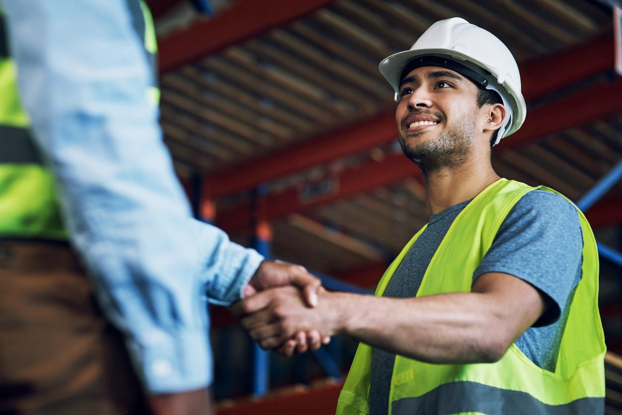 Construction men handshake